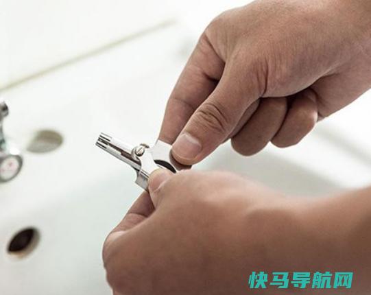 十大鼻毛修剪器品牌排行，飞利浦大鼻毛修剪器、博朗大鼻毛修剪器方便携带